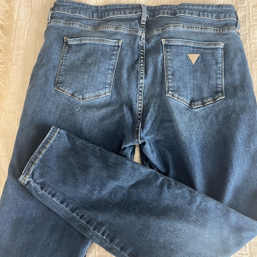Guess Women's Medium Blue Skinny Jeans